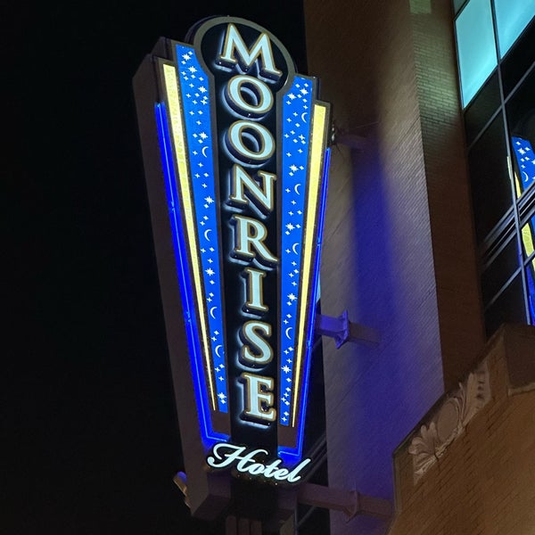 3/5/2024にVito C.がMoonrise Hotelで撮った写真