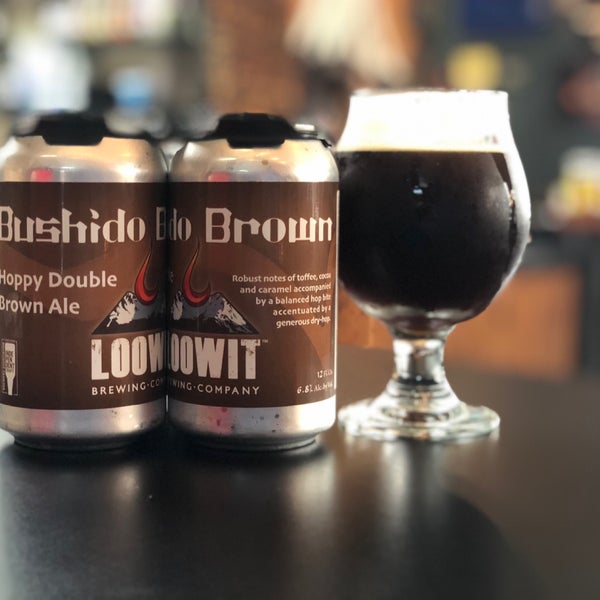 Foto tomada en Loowit Brewing Company  por Michael P. el 1/10/2019