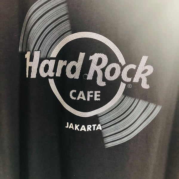 Foto tirada no(a) Hard Rock Cafe Jakarta por Prince P. em 4/19/2018