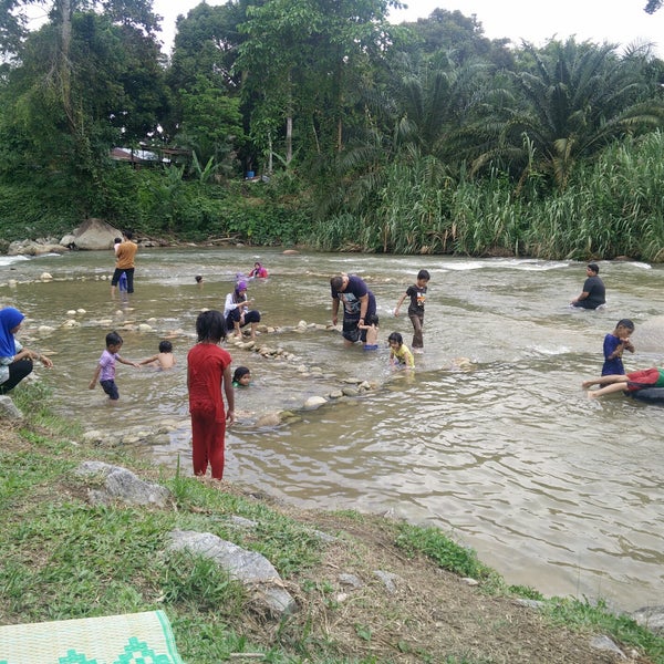 Sg Jahang River