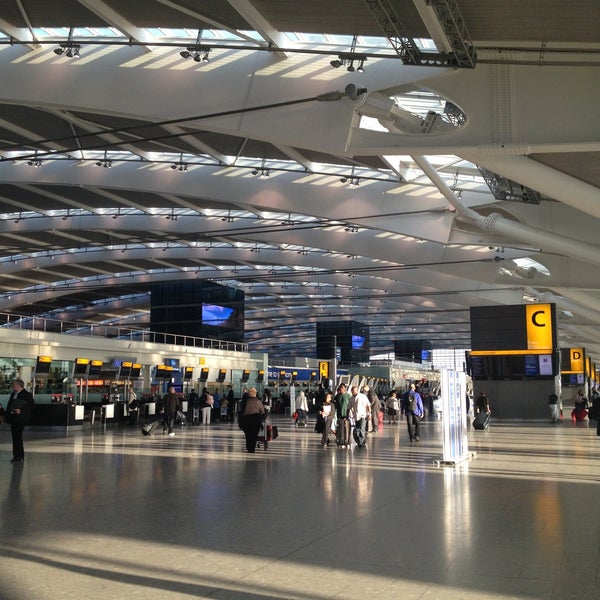 Terminal 5 • нью-йорк. Хитроу аэропорт церкви. Терминал 5 jfk. Terminal 5. Heathrow camp.