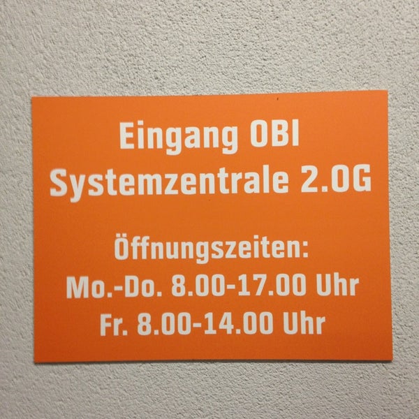 8/28/2013にStefan F.がOBI Bau- und Heimwerkermärkte Systemzentrale GmbHで撮った写真