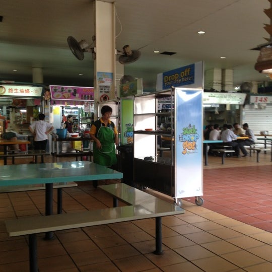 Kallang Estate Fresh Market & Food Centre Food Court in Central Region