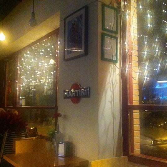รูปภาพถ่ายที่ MARIANA Café - Bar &amp; After Work โดย Pacol M. เมื่อ 12/14/2013