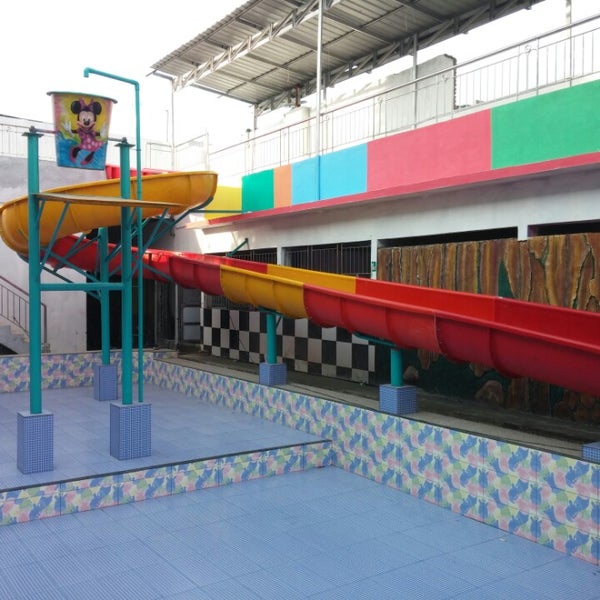 Photos At Taman Air Suryani Medan Sumatera Utara