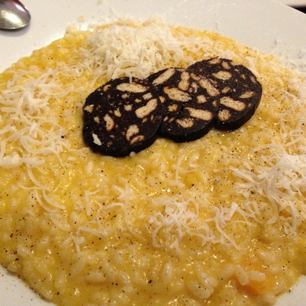 Just save yourself some money and don't eat here. Just don't. Check out this risotto: it looks like creamed corn. You know what would taste better? A can of creamed corn.