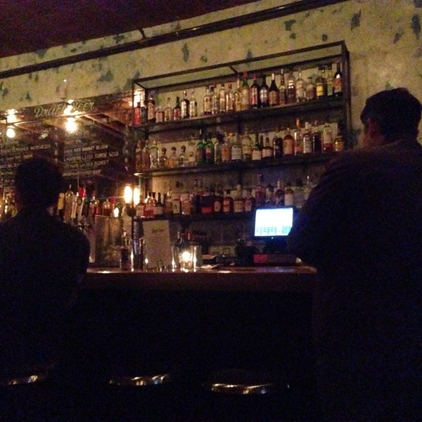 Foto tirada no(a) Jay&#39;s Bar por BB C. em 11/9/2013