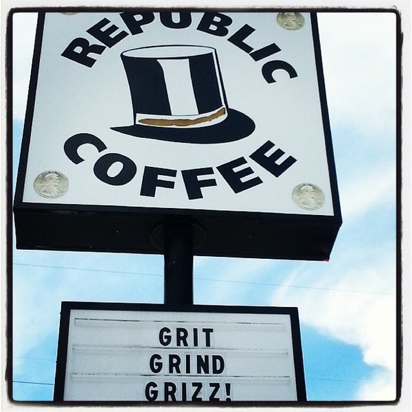 Photo prise au Republic Coffee par Republic C. le4/26/2014