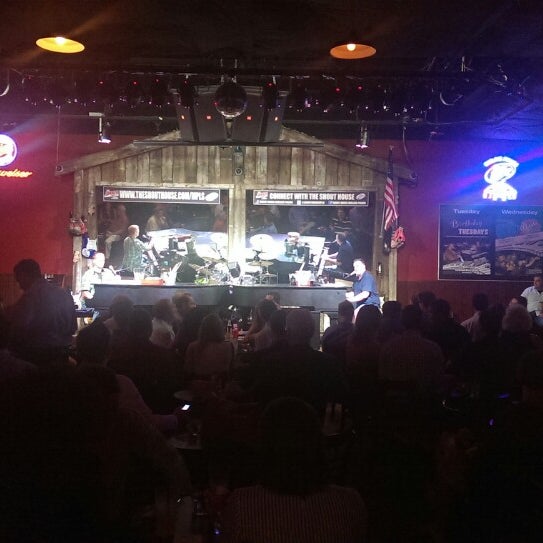 Photo taken at Shout House Dueling Pianos by Christopher G. on 6/27/2013