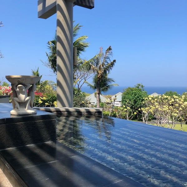 Das Foto wurde bei Jumana Bali Ungasan Resort von YoonSeok C. am 8/14/2019 aufgenommen