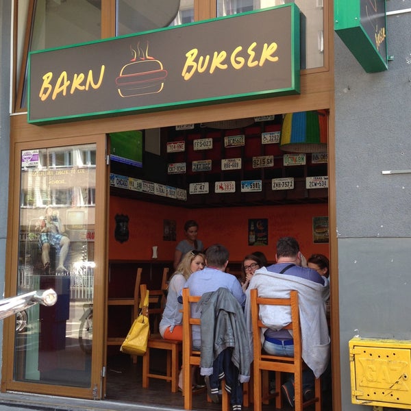 5/5/2013 tarihinde Sylwia S.ziyaretçi tarafından Barn Burger'de çekilen fotoğraf