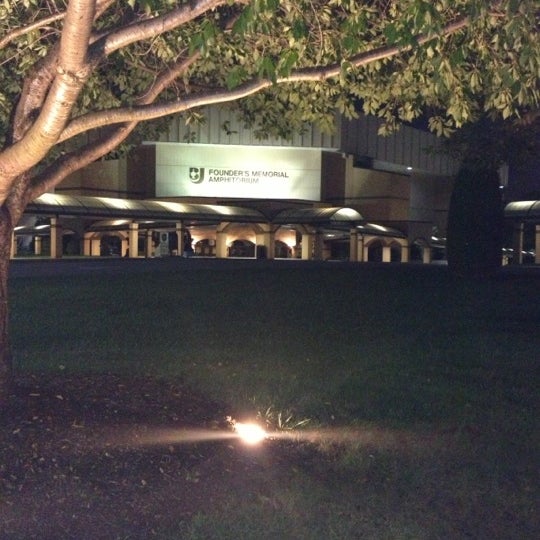 รูปภาพถ่ายที่ Bob Jones University โดย Jessie P. เมื่อ 9/28/2012