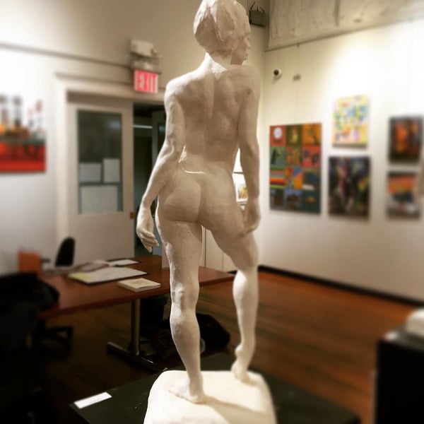 Foto diambil di Art Students League of New York oleh Enrico G. pada 3/12/2016