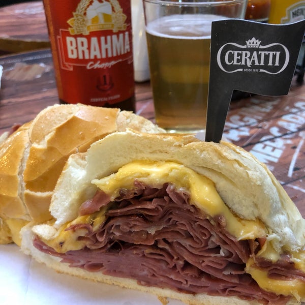 Foto tomada en Bar do Mané  por Simon P. el 6/6/2019