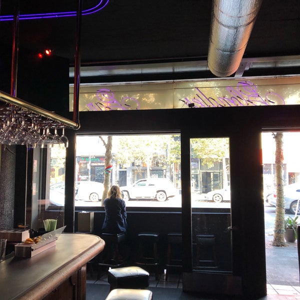 11/11/2018 tarihinde Paul H.ziyaretçi tarafından Blondie&#39;s Bar'de çekilen fotoğraf