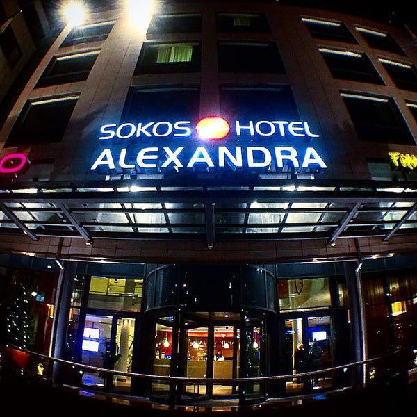 Foto diambil di Original Sokos Hotel Alexandra oleh Arsi K. pada 11/26/2015