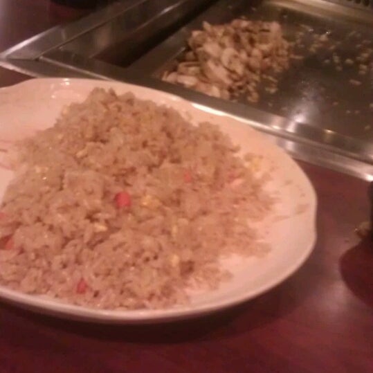 Photo taken at Genji Japanese Steakhouse by Angie M. on 3/20/2013