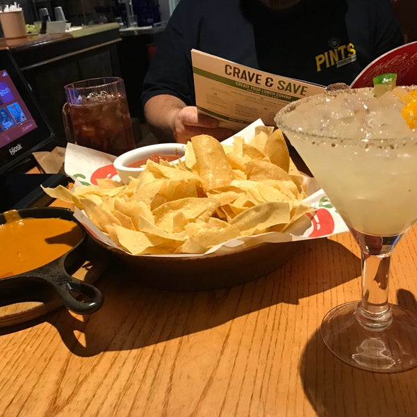 Photo taken at Chili&#39;s Grill &amp; Bar by Vanessa H. on 6/3/2018