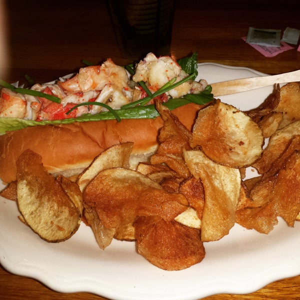 Great lobster rolls.