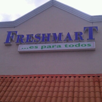 Freshmart Carolina - Grocery Store in Carolina