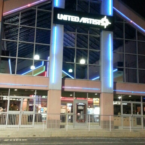 Photos à Regal UA Grant Plaza Cinéma à Bustleton