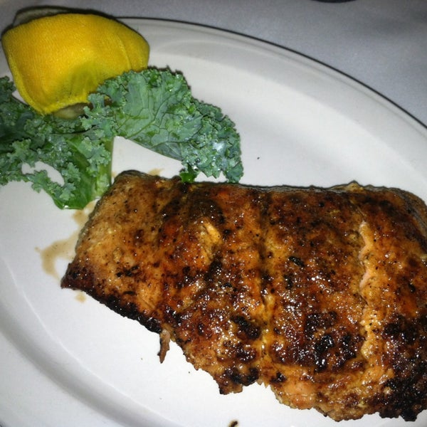 Photo taken at Charley&#39;s Steak House &amp; Seafood Grille by Ashley M. on 6/9/2013
