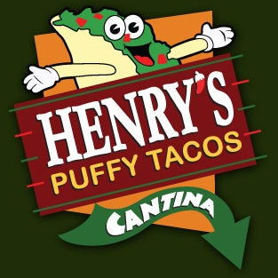 7/7/2016 tarihinde Henry&#39;s Puffy Taco Expressziyaretçi tarafından Henry&#39;s Puffy Taco Express'de çekilen fotoğraf
