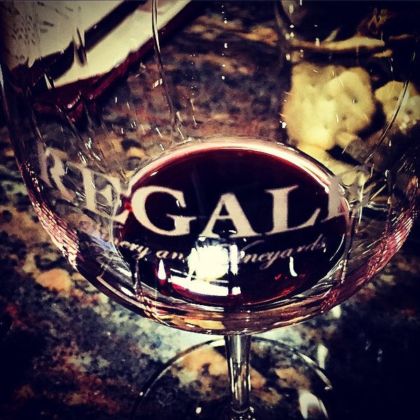 Photo taken at Regale Winery &amp; Vineyards by Beau B. on 2/15/2015