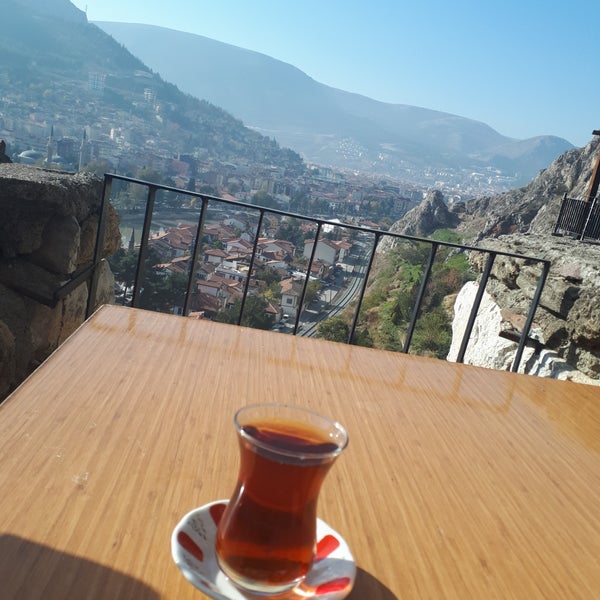 Das Foto wurde bei Kızlar Sarayı Kafe von Meral C. am 11/20/2019 aufgenommen