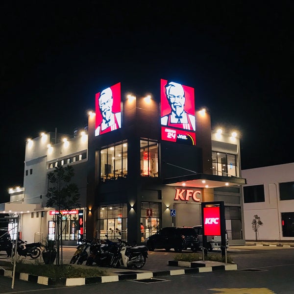 Photos At Kfc Bagan Ajam Drive Thru Fast Food Restaurant