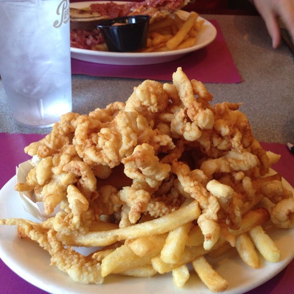 Out to Eat Around the Canal