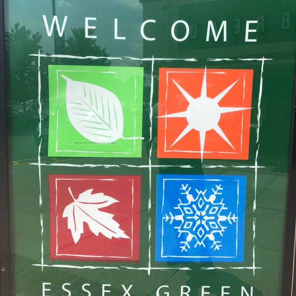 Essex Green Shopping Center Shopping Mall in West Orange