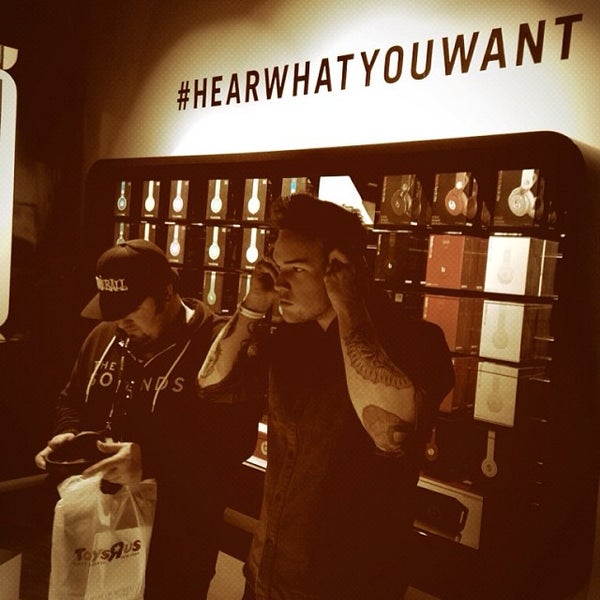 Photo taken at Beats By Dre Store by Wind-up R. on 2/1/2014