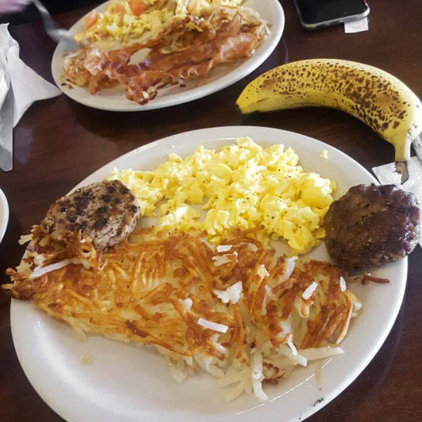 I got a simple breakfast combo and it was perfectly prepared and very delicious. Was not expecting so much food! The service here is wonderful and very nice atmosphere for brunch.