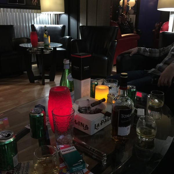 гар бар. гар бар. марди набувад фитодаро пой задан. гар бар. гар ба сари нафси худ амири марди.