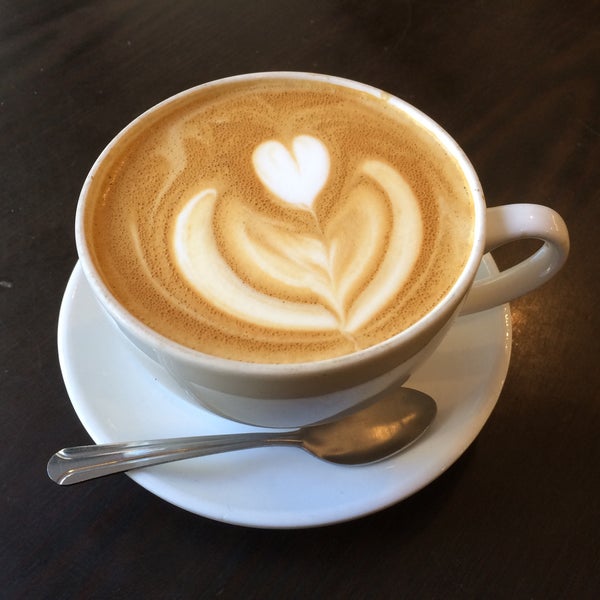 10/21/2015にEugene K.がR&amp;R Coffeeで撮った写真