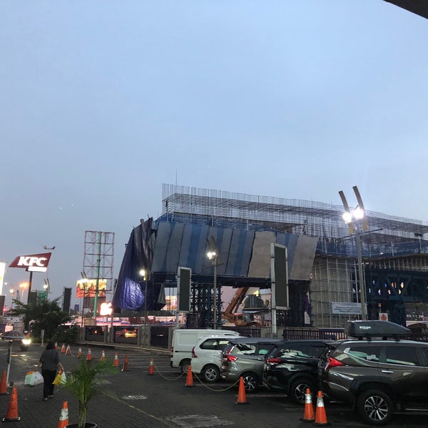 Bekasi Cyber Park Jl. K.H. Noer Ali No. 177