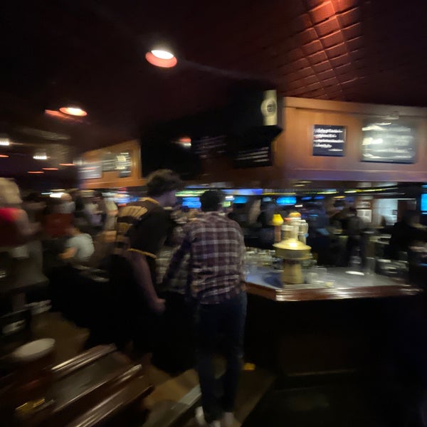 11/5/2022 tarihinde Nate B.ziyaretçi tarafından Devil&#39;s Advocate Bar and Grill'de çekilen fotoğraf