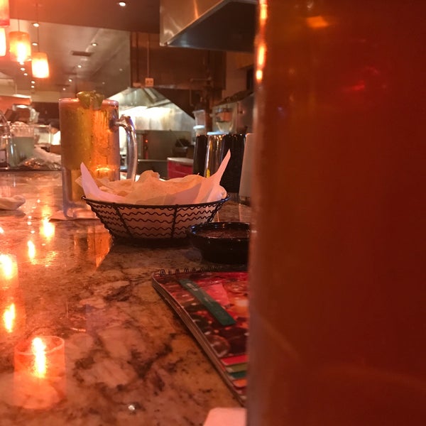 3/9/2017 tarihinde Nate B.ziyaretçi tarafından Tacos &amp; Tequilas Mexican Grill'de çekilen fotoğraf
