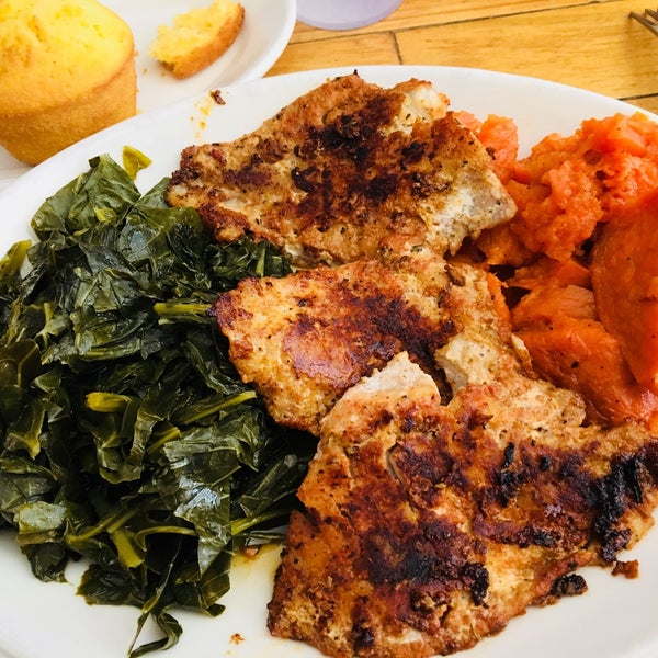 Blackened snapper with 2 sides of candied yams and collard greens and 2 cornbread muffins $15. Worth the trek!