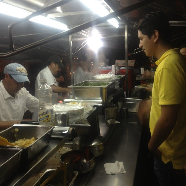 Tacos José Parque Amarillo Jesús Romero Flores 733