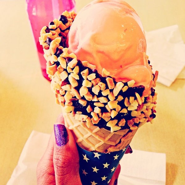 Scooter's Frozen Custard Chicago'da Dondurma Dükkanı