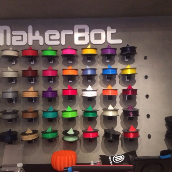 10/5/2014 tarihinde Anna N.ziyaretçi tarafından MakerBot Store'de çekilen fotoğraf