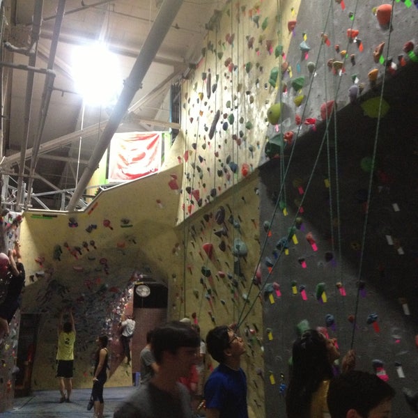 Photo taken at Brooklyn Boulders by Anna N. on 4/28/2013