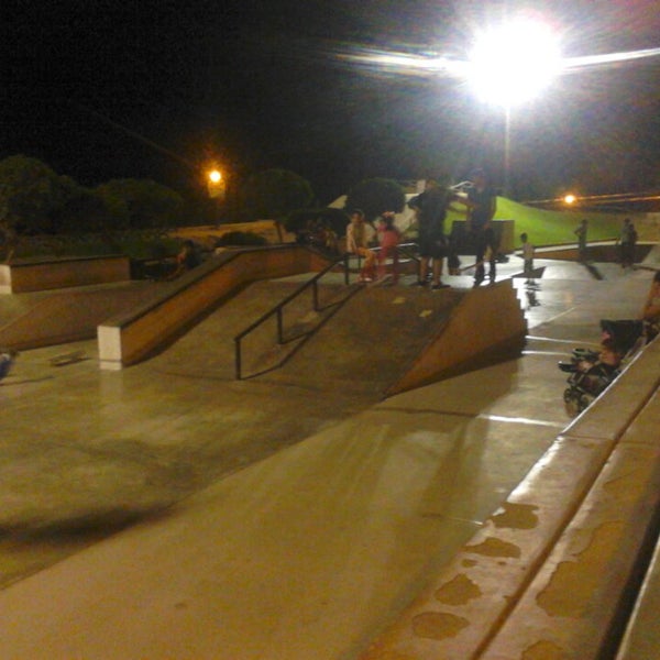 Снимок сделан в Skate Park de Miraflores пользователем Carolina R. 1/9/2014