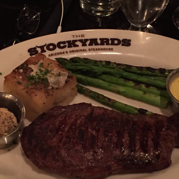 Foto scattata a Stockyards Steakhouse da Guy J. il 11/18/2015