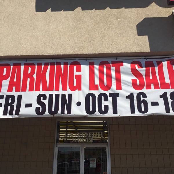 Harbor Freight Hardware Store in Reno