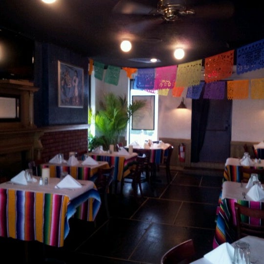 Photo prise au Chichimecas TAM Bar. par Mary K. le11/3/2012