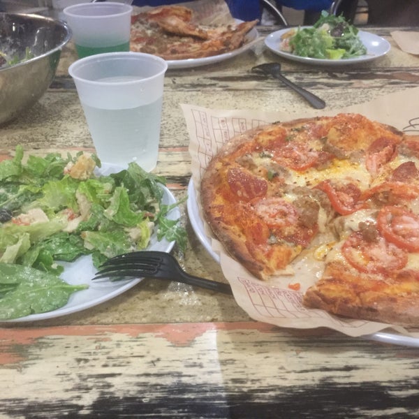 Photo taken at Mod Pizza by Claudia K. on 1/26/2016
