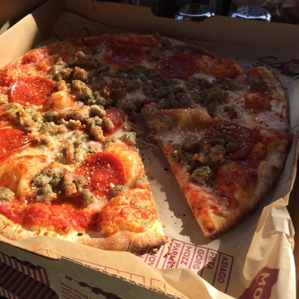 Photo taken at Mod Pizza by Claudia K. on 10/15/2015